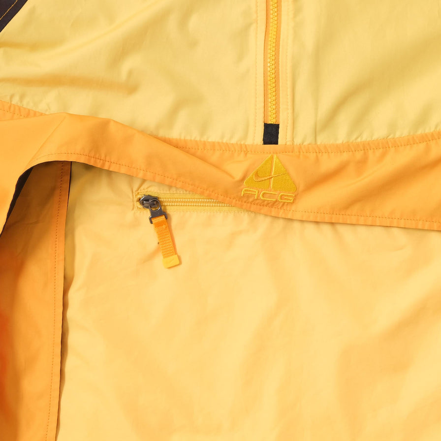 Vintage Nike ACG Windbreaker Medium 