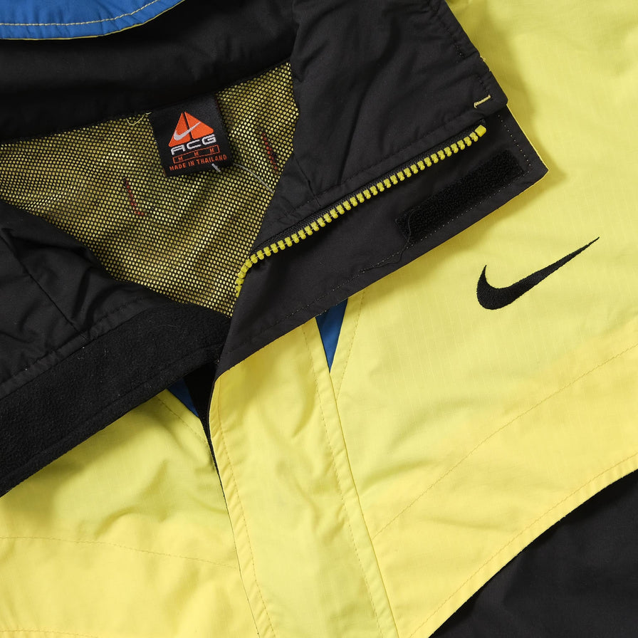Vintage Nike ACG Jacket Medium 