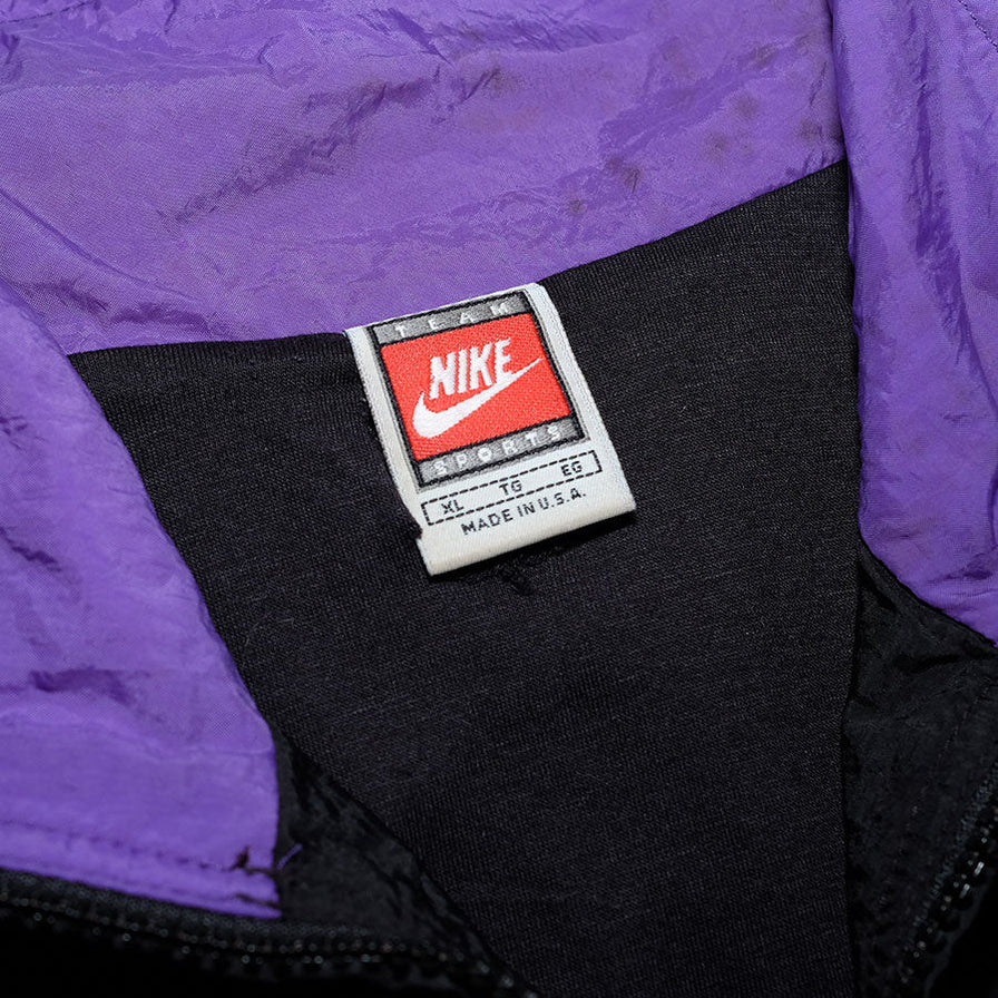 Vintage Nike Toronto Raptors Trackjacket XLarge - Double Double Vintage