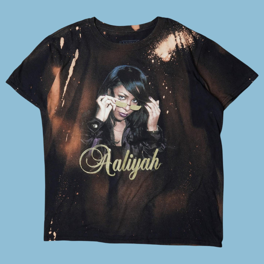 Vintage Aaliyah Bleached T-Shirt - L