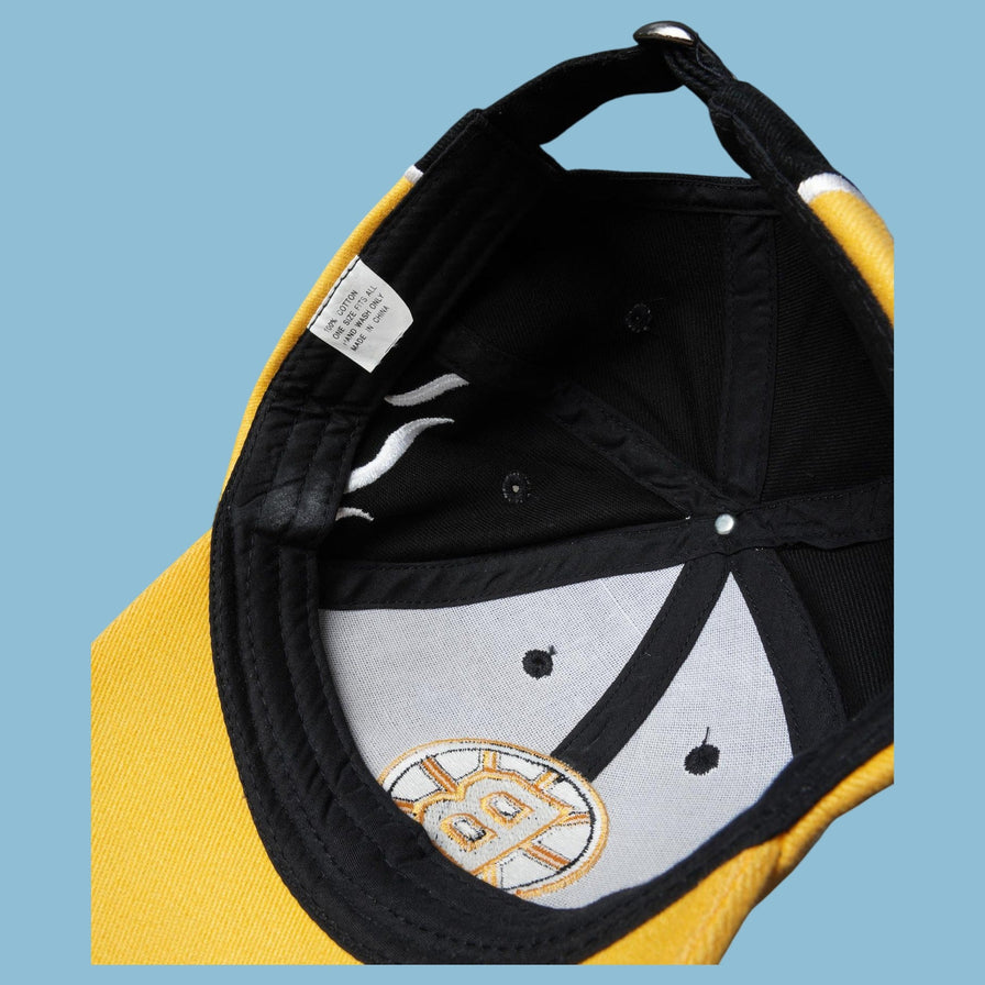 Vintage NHL Boston Bruins Flame Cap