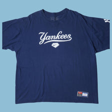 Vintage Nike 2000s Yankees T-Shirt - XL