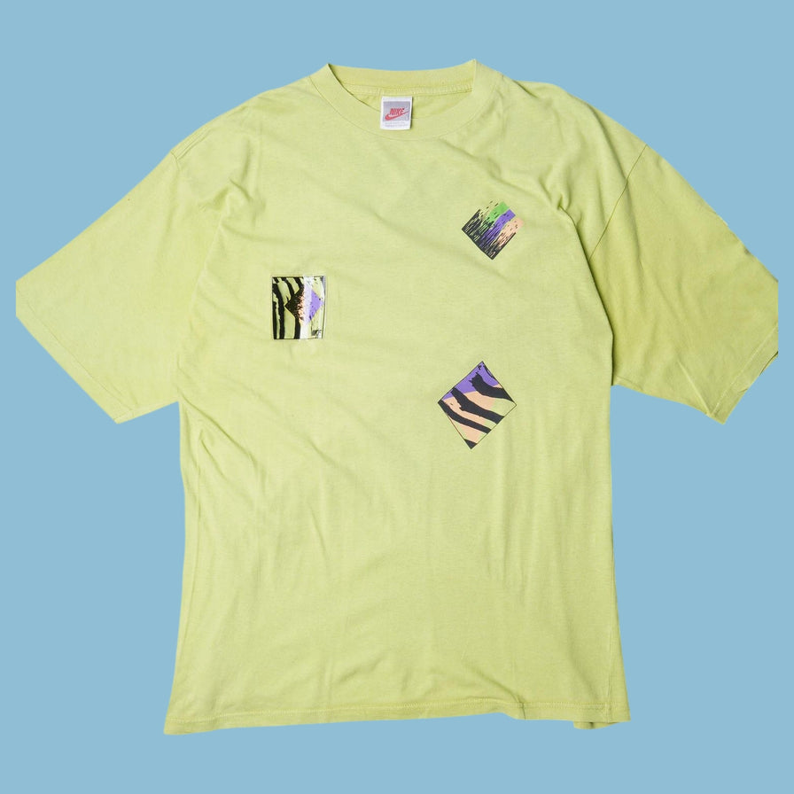 Vintage Nike 90s Graphic T-Shirt - L