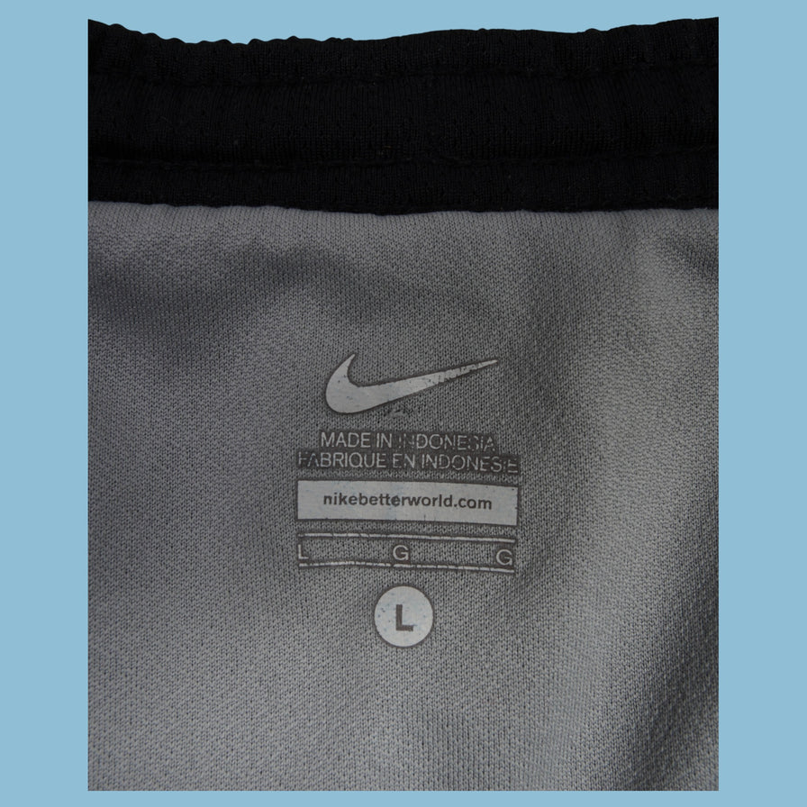 Vintage Nike Sport Shorts - L - NFF Vintage