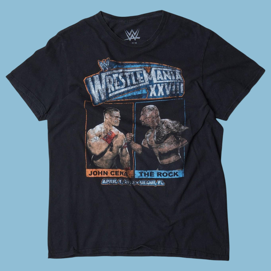 Vintage WWE WrestleMania XXVIII John Cena vs The Rock T-Shirt - M