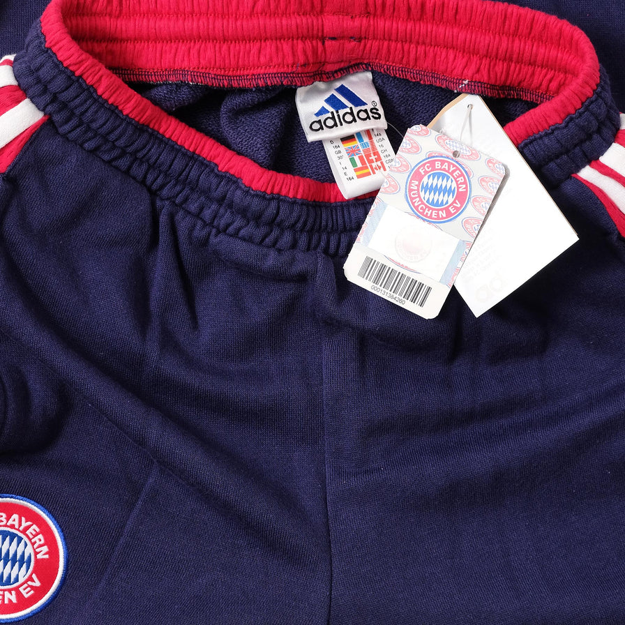 Vintage DS adidas FC Bayern Track Pants XSmall 