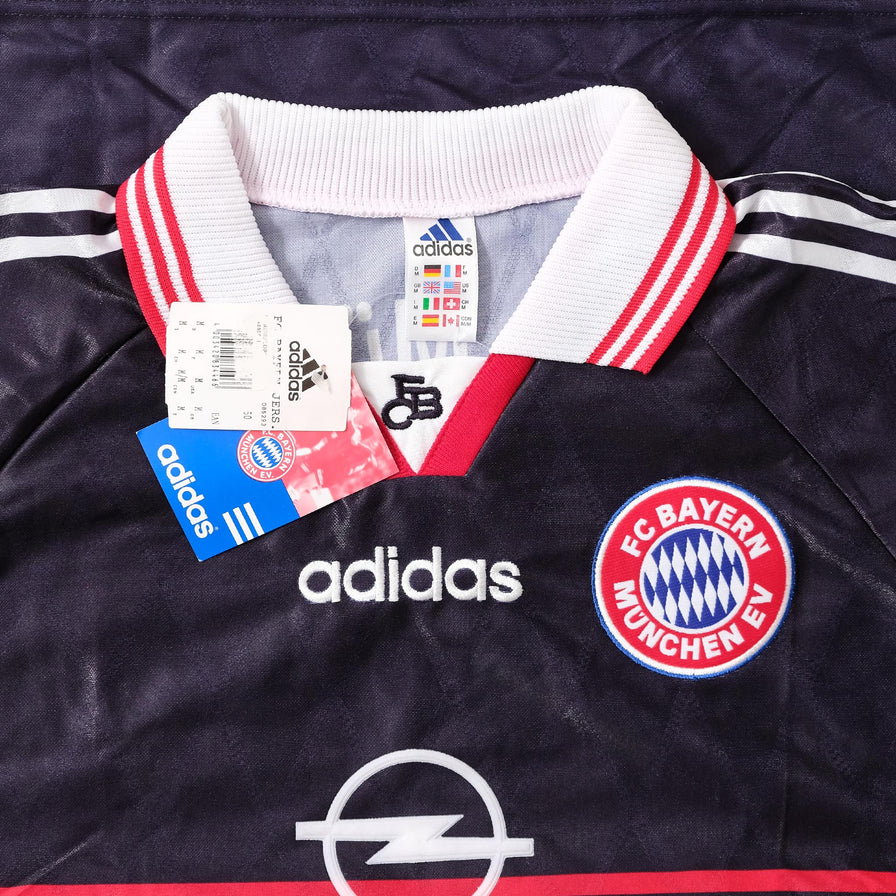Vintage DS adidas FC Bayern Jersey 