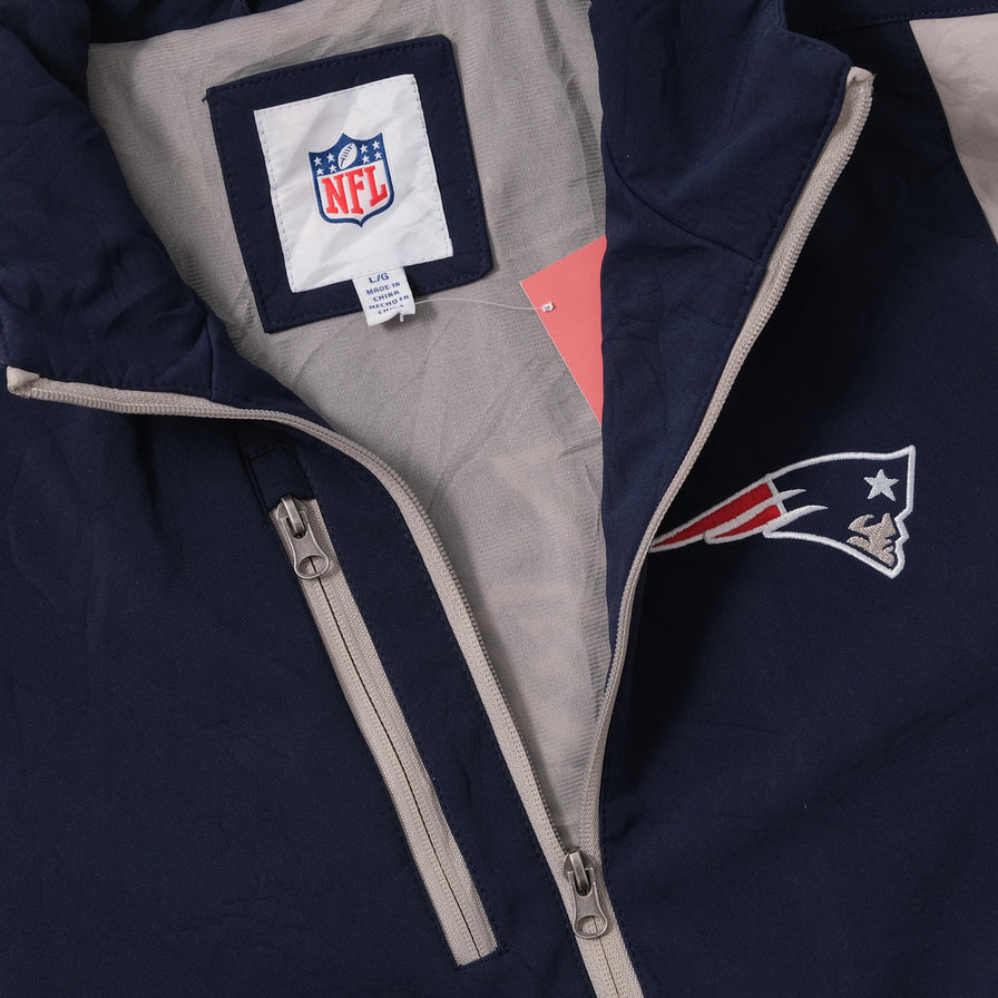 Vintage New England Patriots Light Jacket Large 