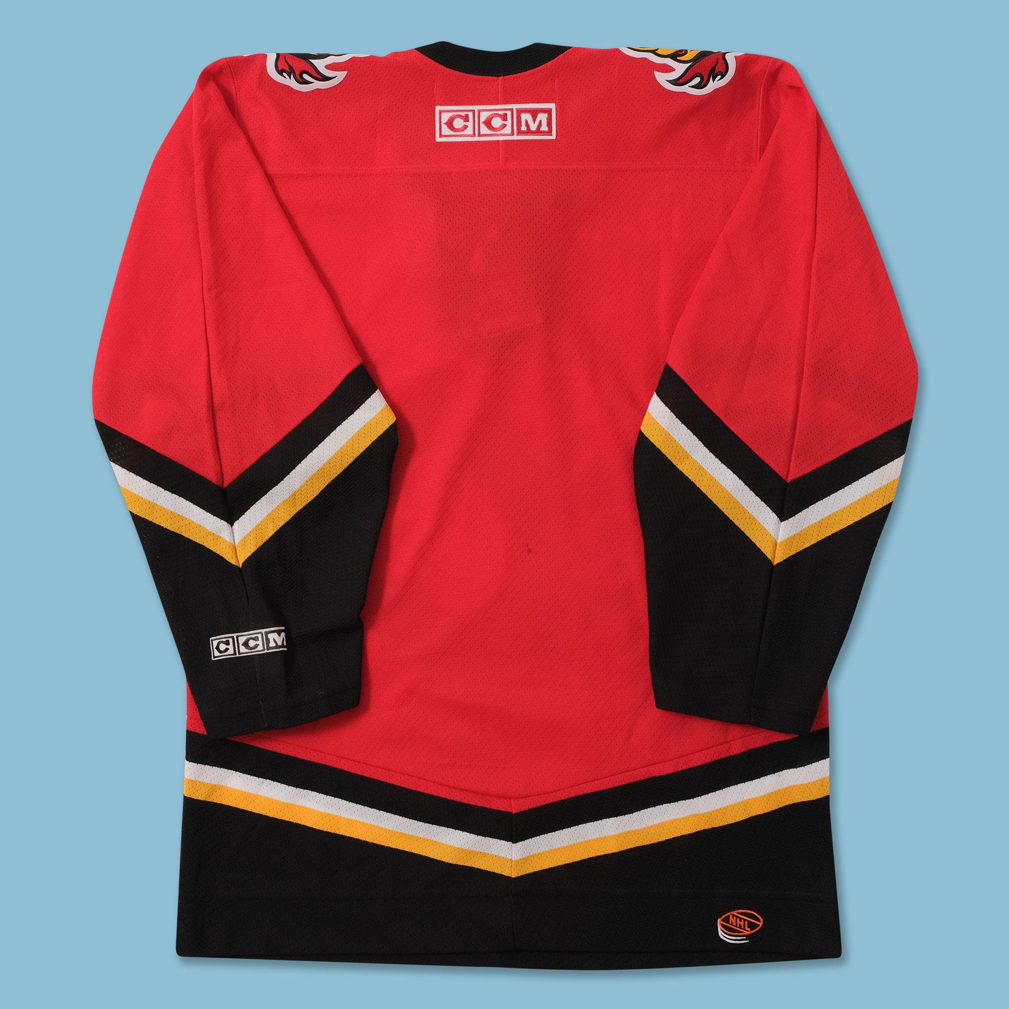 Vintage NHL Calgary Flames Jersey Urban Outfitters