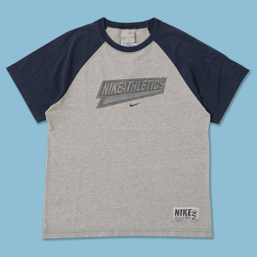 Vintage Women's Nike Athletics T-Shirt Medium 