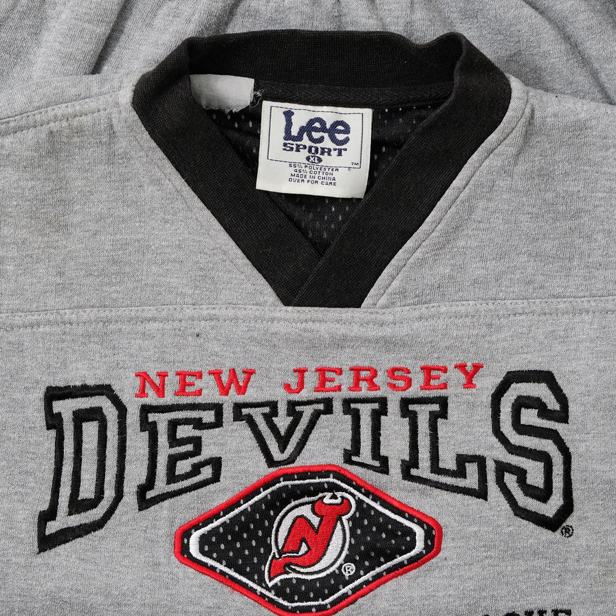 Women's New Jersey Devils Sweater Medium 