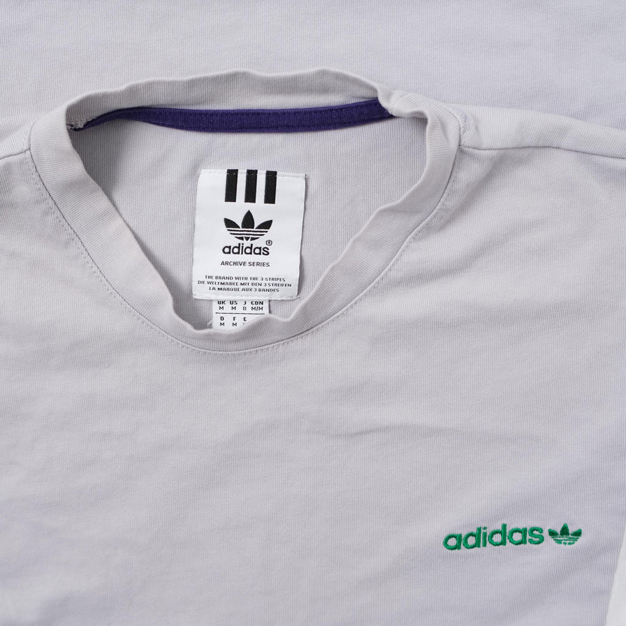 adidas T-Shirt Medium 