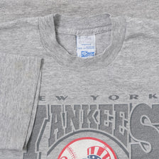 Vintage 1995 New York Yankees Women's T-Shirt Small 