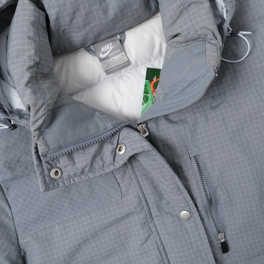 Vintage Nike Women’s Puffer Jacket Medium 