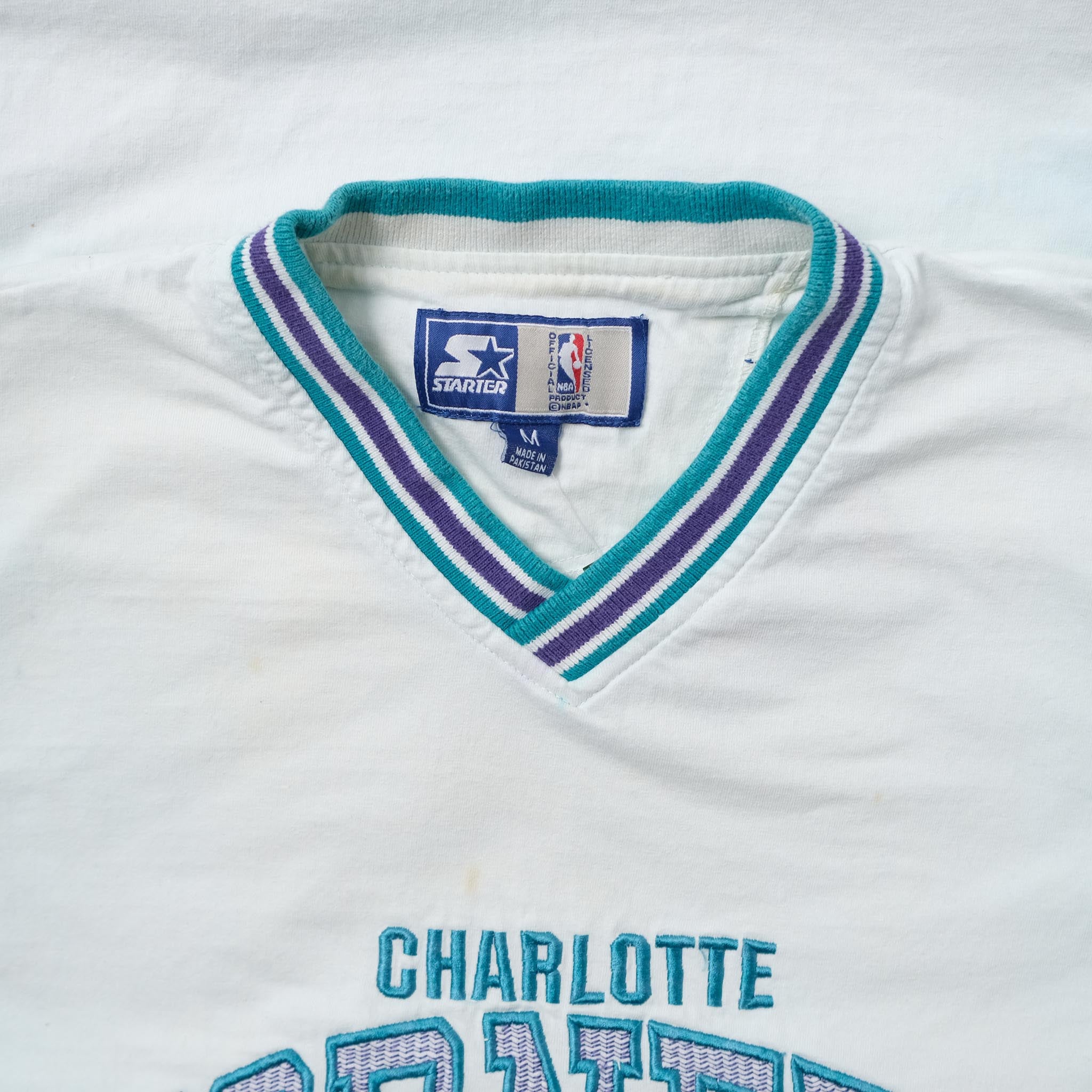 Vintage Starter Charlotte Hornets Jersey Medium / Large