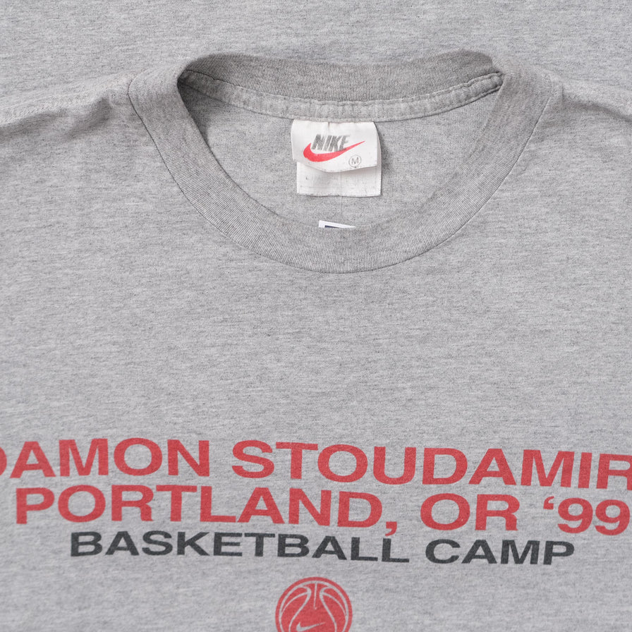 Vintage 1999 Nike Basketball Camp T-Shirt Small 