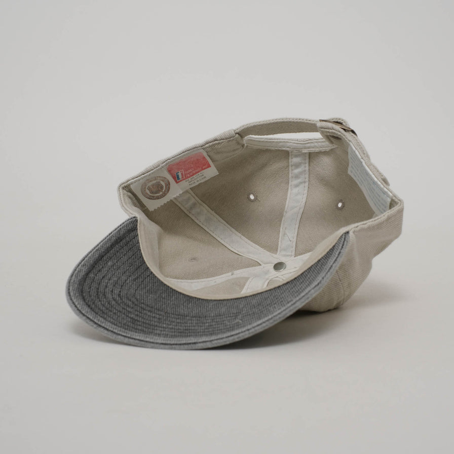 Vintage DS Philadelphia Flyers Strapback 