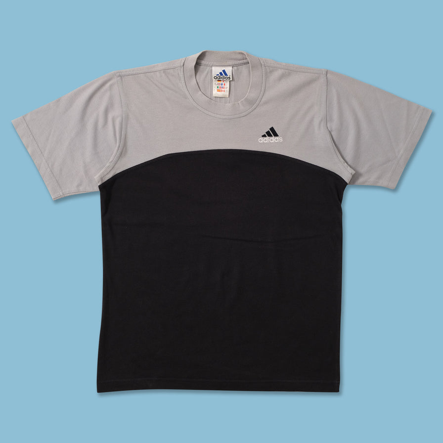 Vintage adidas T-Shirt Small 