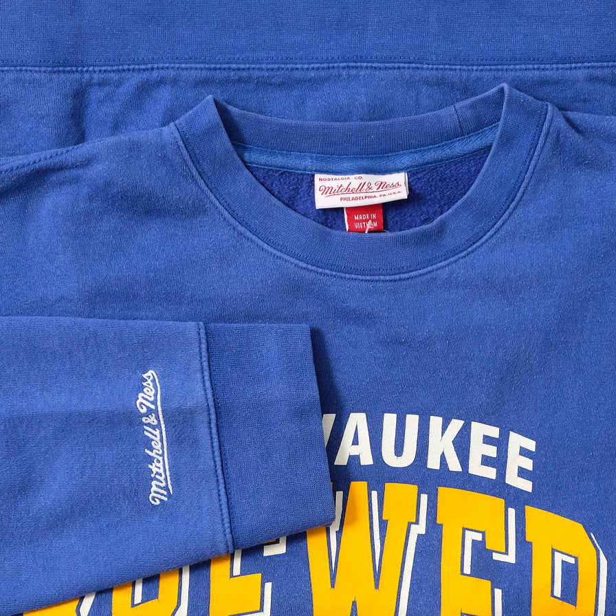 Milwaukee Brewers Sweater Large 