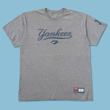 Vintage Nike New York Yankees T-Shirt Small 
