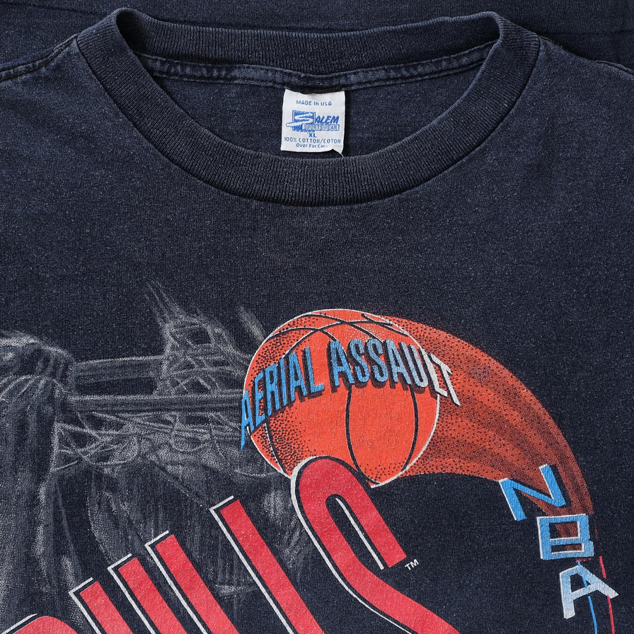 Vintage Salem Chicago Bulls T-Shirt Large 