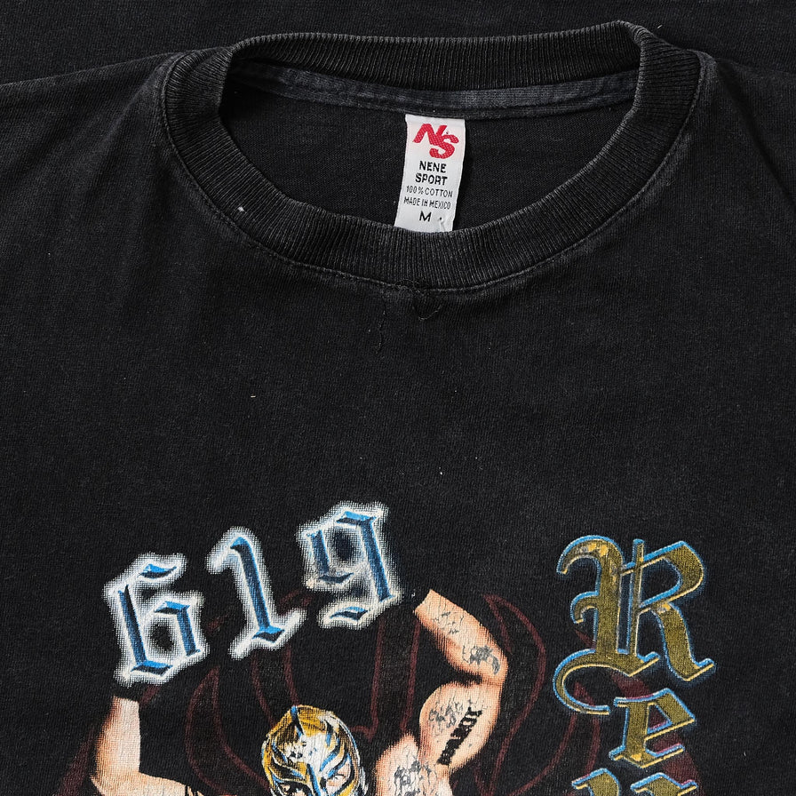Vintage Women's Rey Misterio T-Shirt Small 