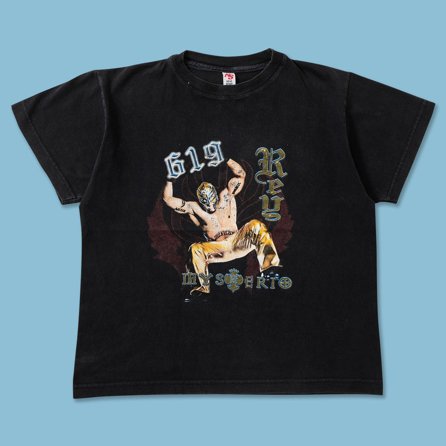 Vintage Women's Rey Misterio T-Shirt Small 
