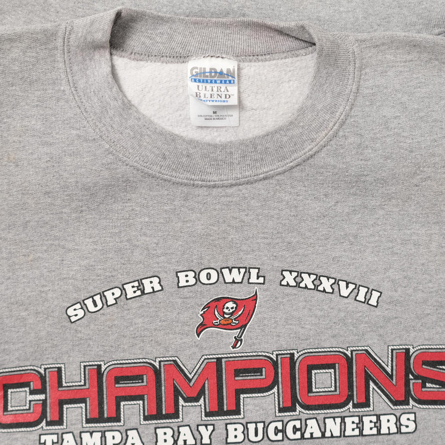 Vintage 2003 Super Bowl Tampa Bay Buccaneers Sweater Medium 