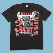 Vintage Chicago Bulls 3 Peat T-Shirt Small 