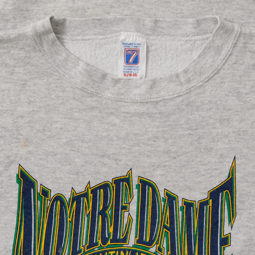 Vintage Women's Notre Dame Fighting Irish Sweater Medium 