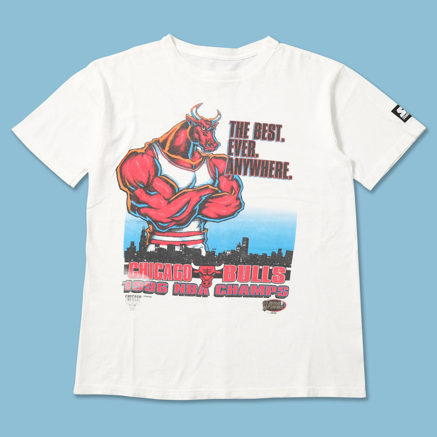 Vintage 1996 Starter Chicago Bulls T-Shirt Small 