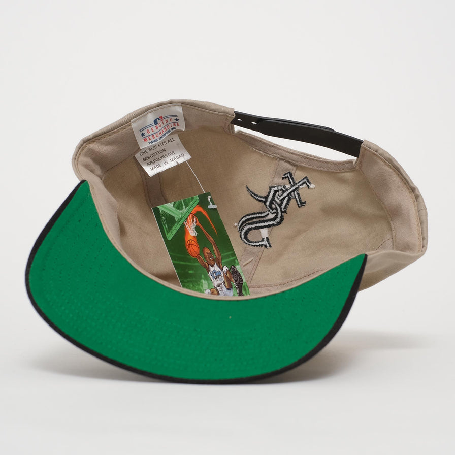 Vintage DS White Sox Snapback 