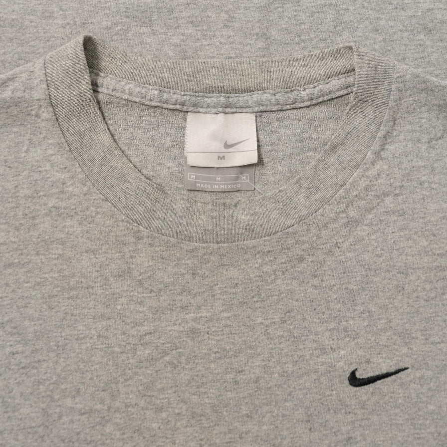 Vintage Nike Mini Swoosh T-Shirt Medium 