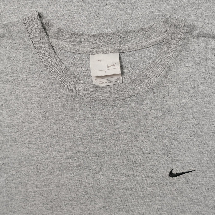 Vintage Nike Mini Swoosh T-Shirt Large 