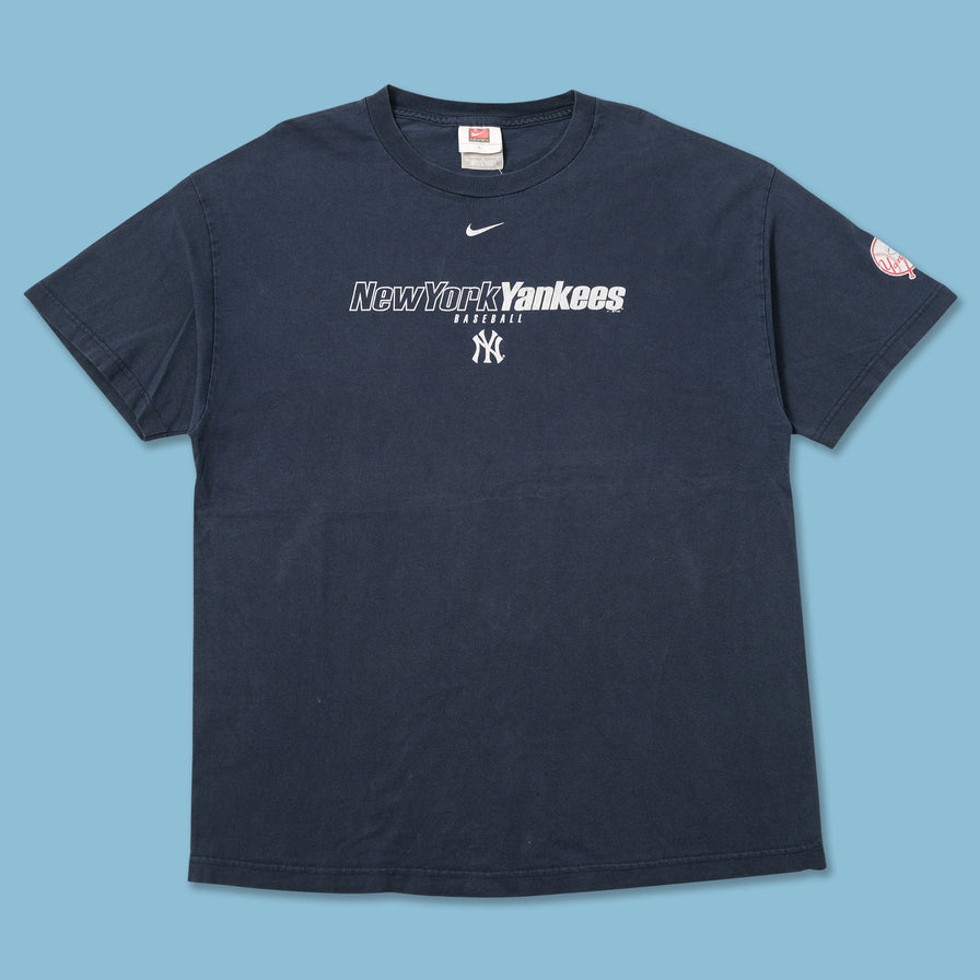 Vintage 2003 NY Yankees T-Shirt Large 