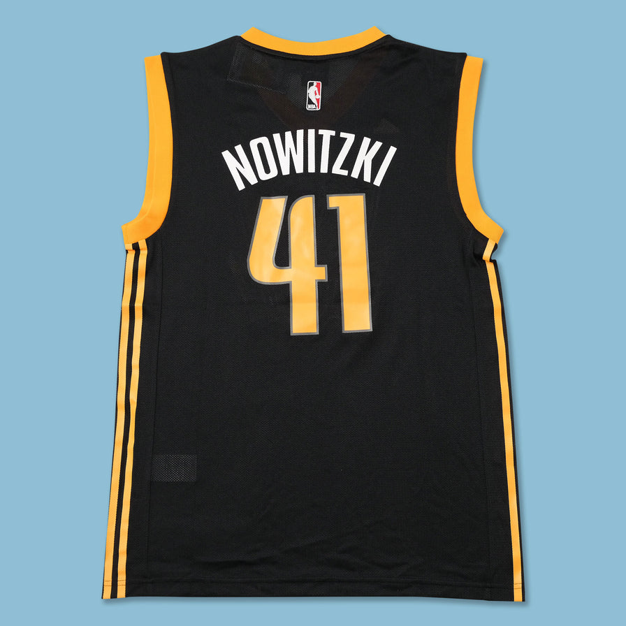 Dallas Mavericks Nowitzki Jersey Large 
