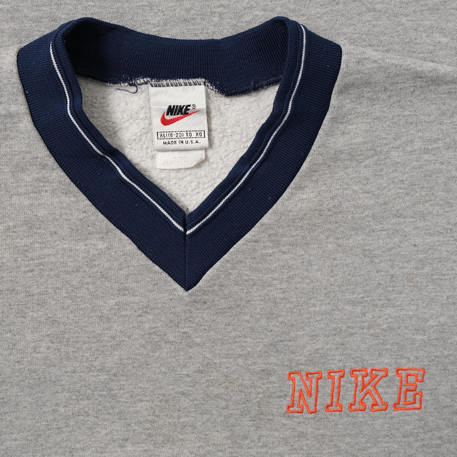 Vintage Nike Women's Sweater Small 