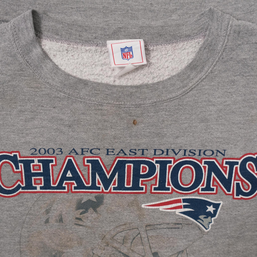 2003 New York Patriots Sweater Large 