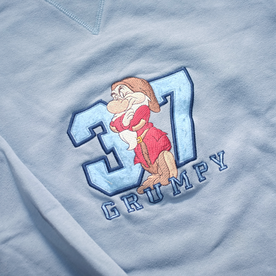 7 Dwarfs Crewneck Small - Double Double Vintage