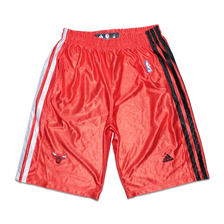 Vintage adidas Chicago Bulls Shorts Medium / Large - Double Double Vintage