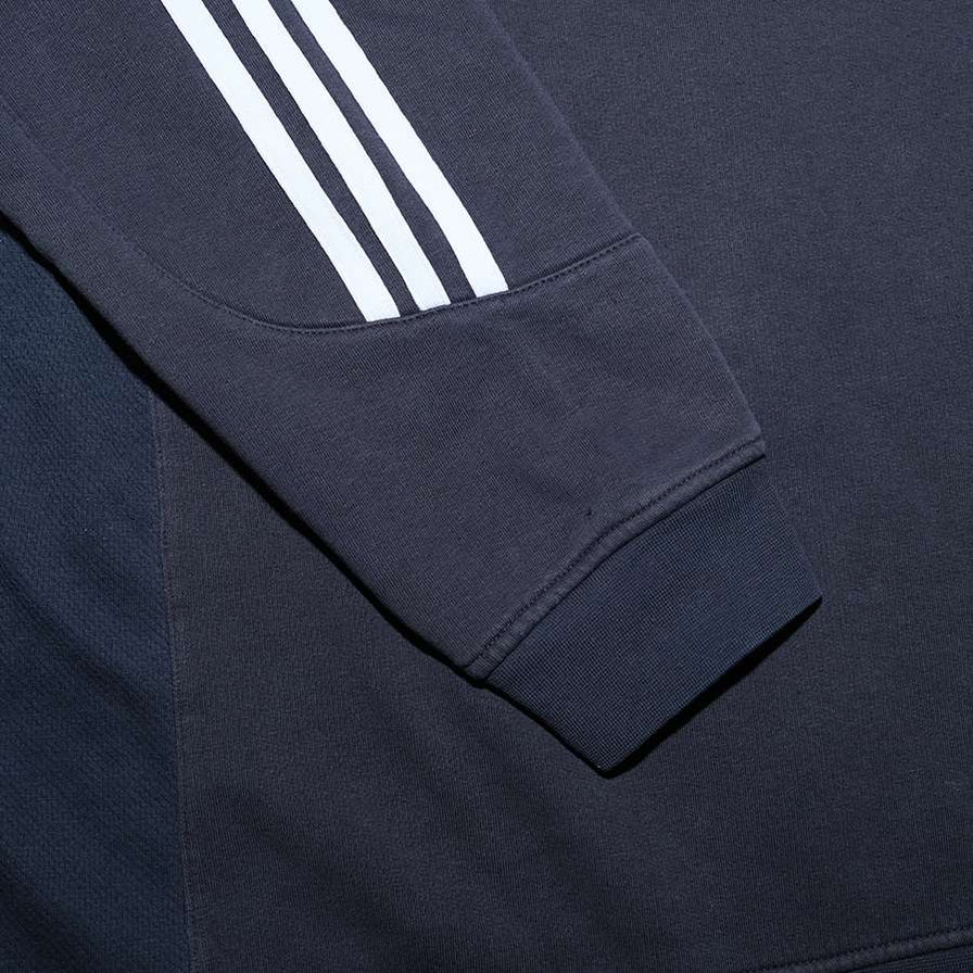 adidas Sweater Small / Medium