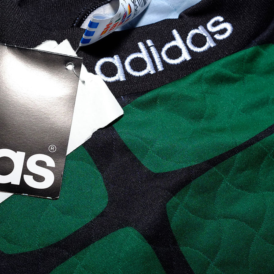 Vintage adidas Jersey XLarge - Double Double Vintage