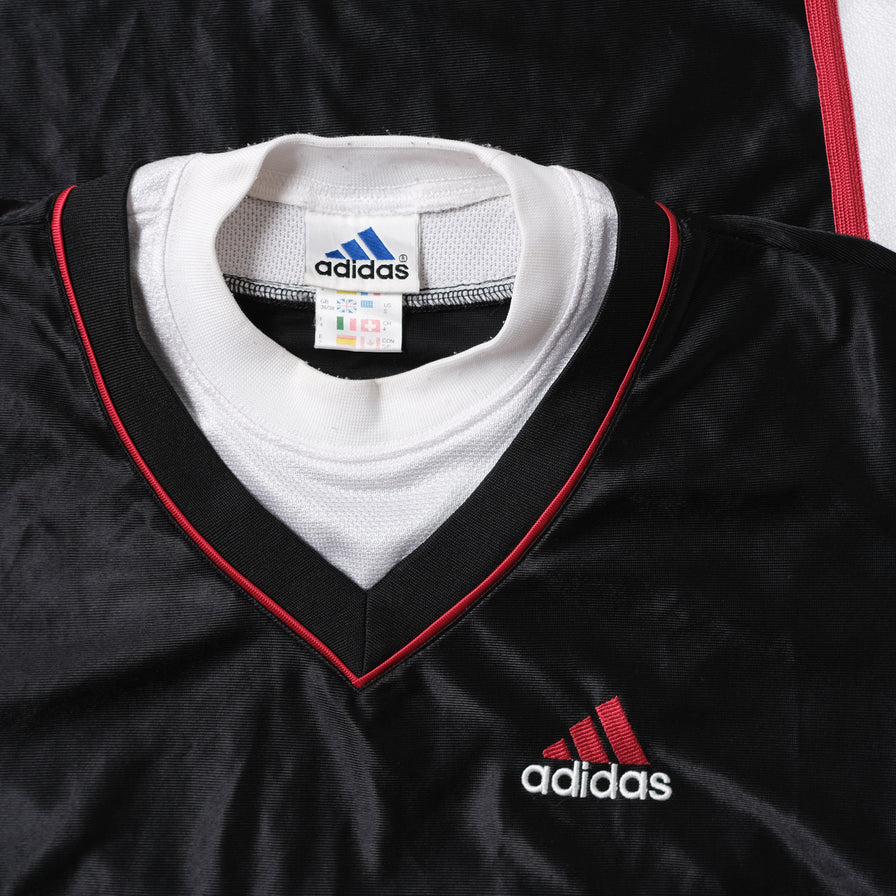 Vintage adidas V-Neck Jersey Small