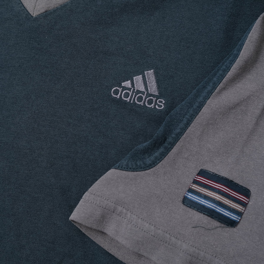 Vintage adidas V-Neck T-Shirt Medium