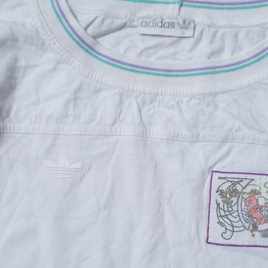 Vintage adidas Women's T-Shirt Medium
