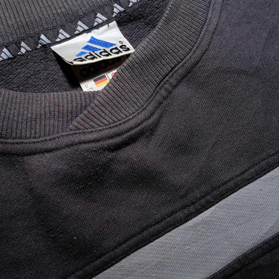 Vintage adidas Sweater Medium / Large - Double Double Vintage