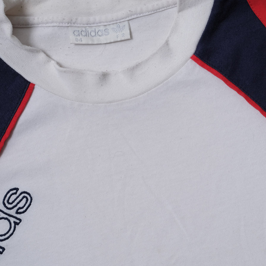 Vintage adidas T-Shirt Medium