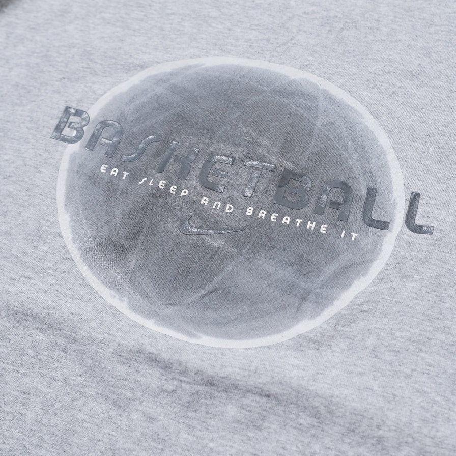 Vintage Nike Basketball T-Shirt Medium / Large