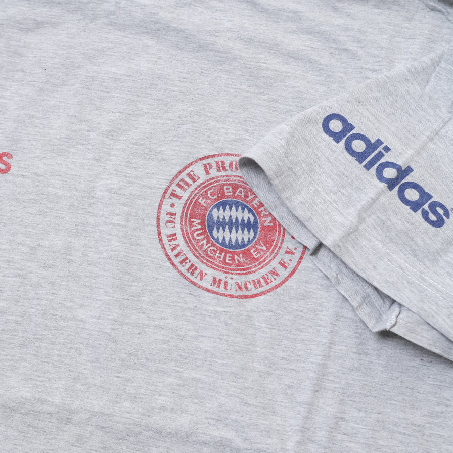 Vintage adidas FC Bayer Munich T-Shirt Medium