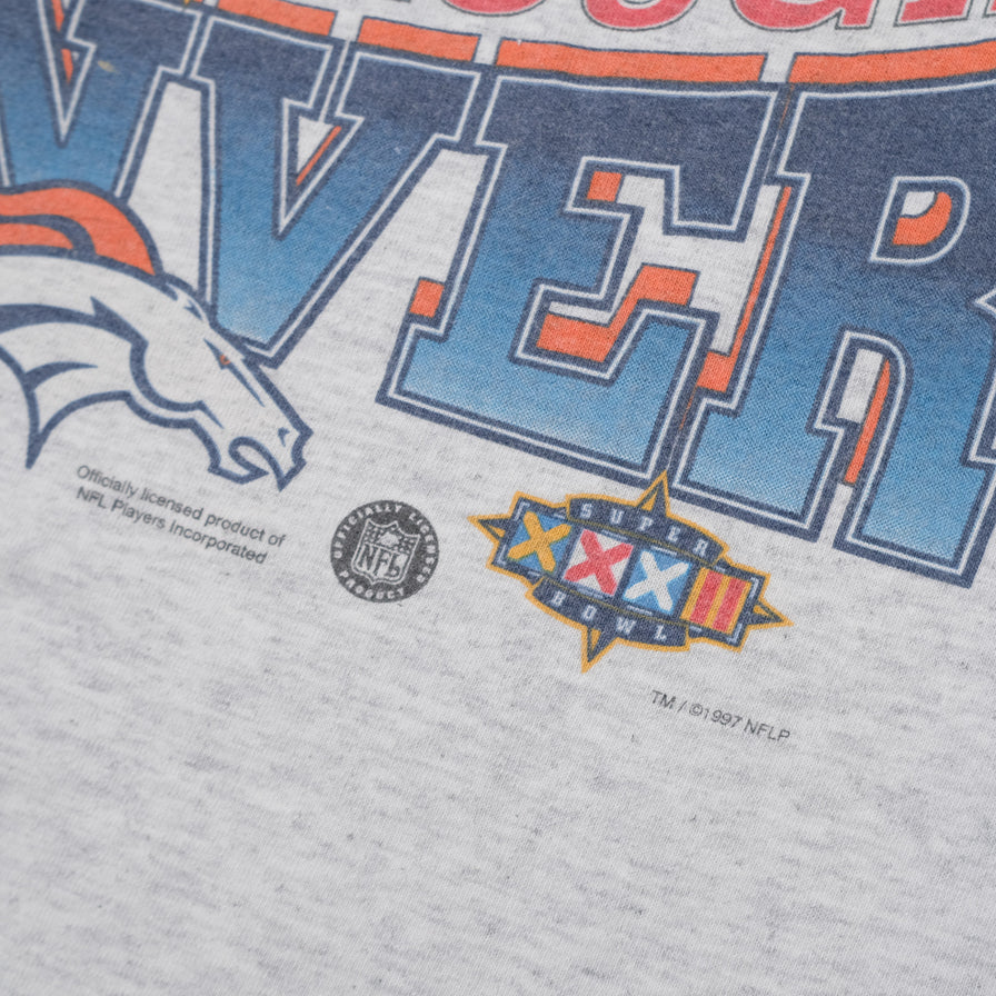 Vintage 1997 Denver Broncos T-Shirt Large